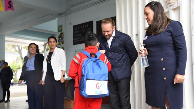 Santiago Taboada en operativo regreso a clases