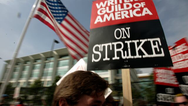 Huelga de escritores 2023: Así afectará a tus series de Netflix, Amazon y Disney