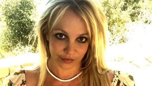 FOTO: Britney Spears se muestra "sin maquillaje"; luce irreconocible