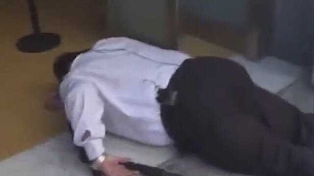 reportero se desmaya en Argentina