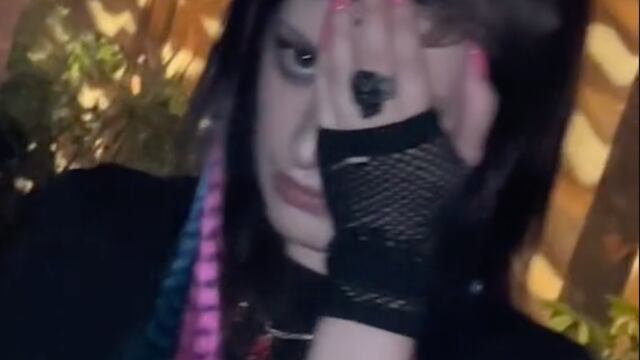 ¿Triste por My Chemical Romance? Organizan fiesta emo para celebrar a su amiga