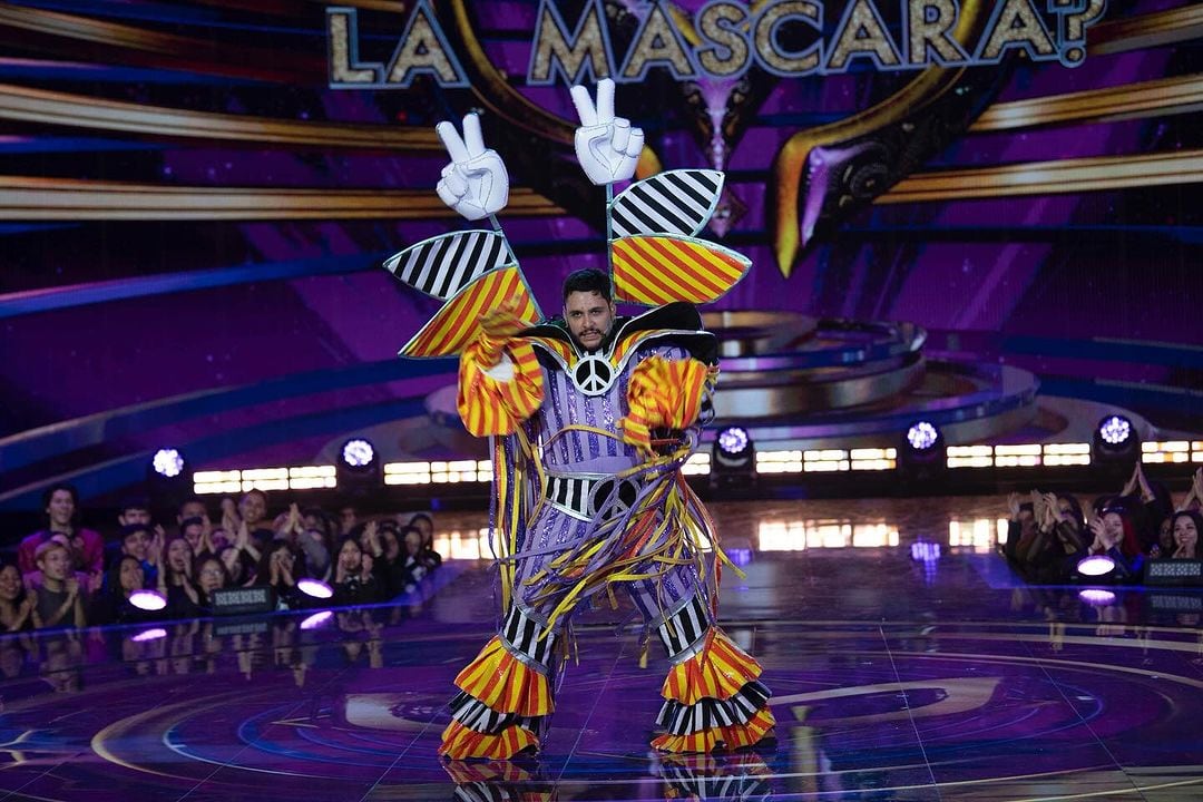 Paco de Miguel fue Girasol en Quién es la Máscara 2023 en el especial de Teletón México.