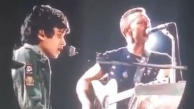 Huillo cantando con Coldplay