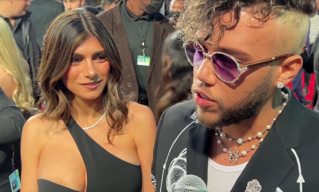 Mia Khalifa y Jhay Cortez