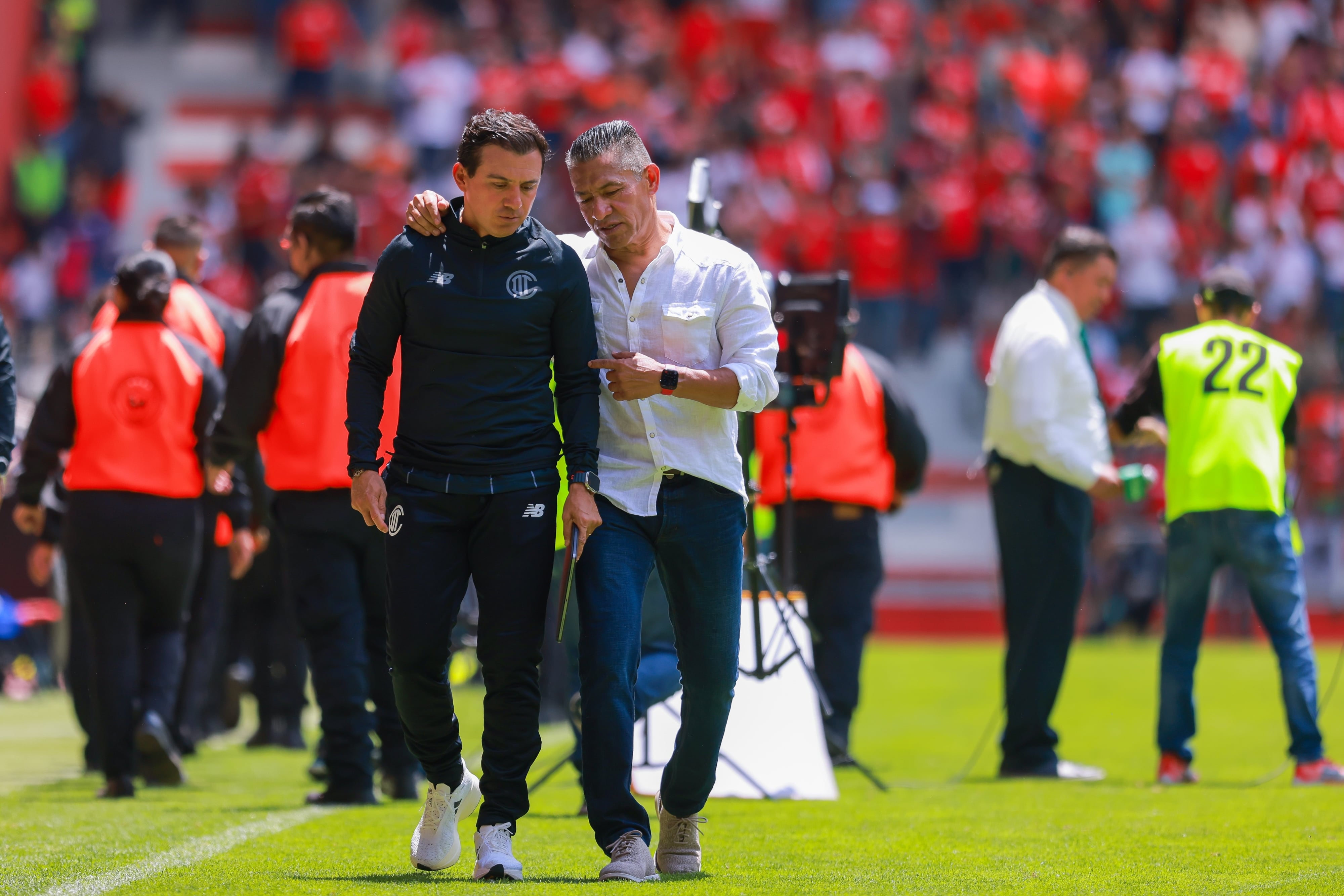 Luis Pérez fue auxiliar técnico de Ignacio Ambriz en la Liga MX.