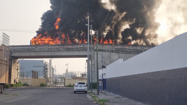 Incendio en puente Morelos de Veracruz