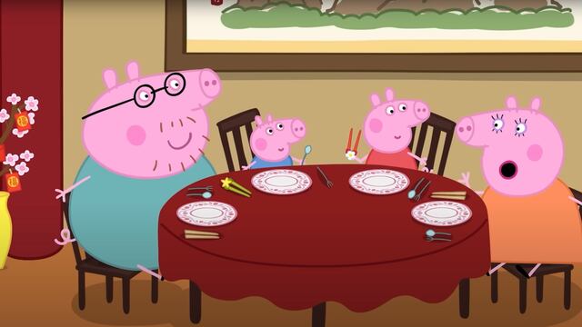 Maratón de 2 horas de Peppa Pig y su familia en el buffet chino