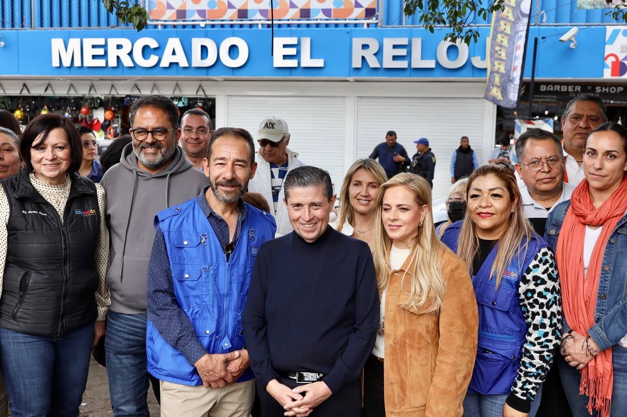 Giovani Gutiérrez entrega obras en Coyoacán