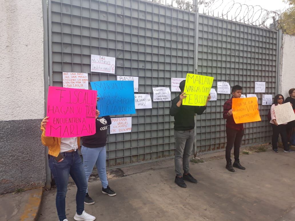Protesta en la Fipede por aparición de Mariana.