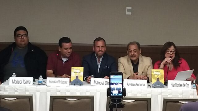 Presentación de El Sendero del Peje en FIL de Guadalajara.