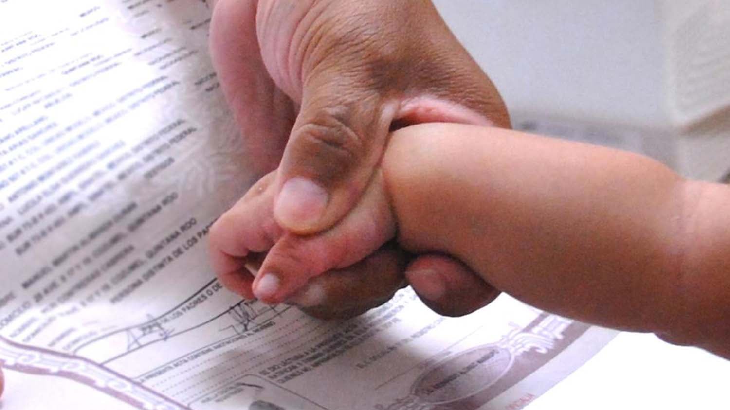 Registran a bebé como “Isisi” en Tamaulipas tras el famoso “¿Y si sí?” del Tri