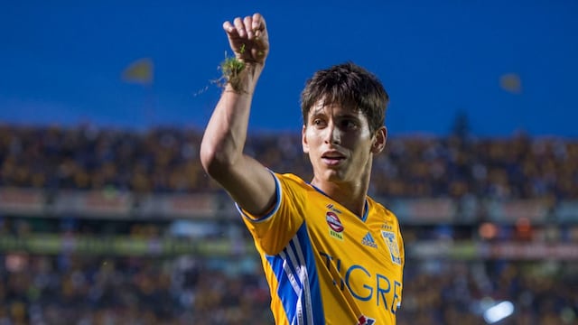 Jürgen Damm tras anotar un gol.
