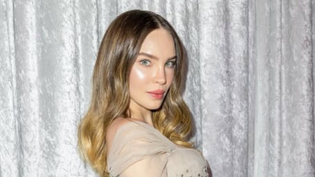 Belinda terminó bañada en rosa en la fiesta de la bebé de Lele Pons