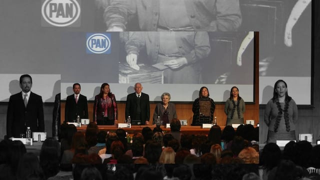 Magrassi Scagno fue integrante del comité nacional del PAN de 1988 a 1990. Panistas de distintas corrientes han lamentado su muerte.
