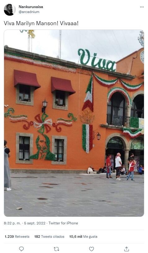 Confunden adorno de Miguel Hidalgo con Marilyn Manson