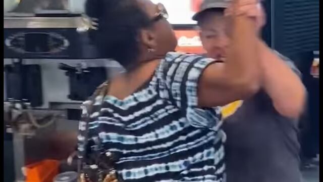 En Ohio, una mujer agredió a las empleadas de un McDonald's