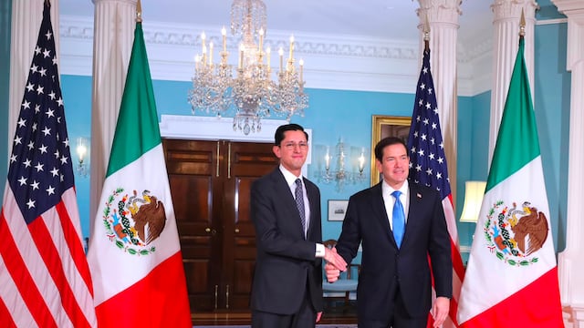 Roberto Velasco defiende ante Marco Rubio soberanía y colaboración sin subordinación