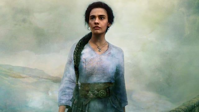 Madeleine Madden como Egwene al'Vere en La Rueda del Tiempo