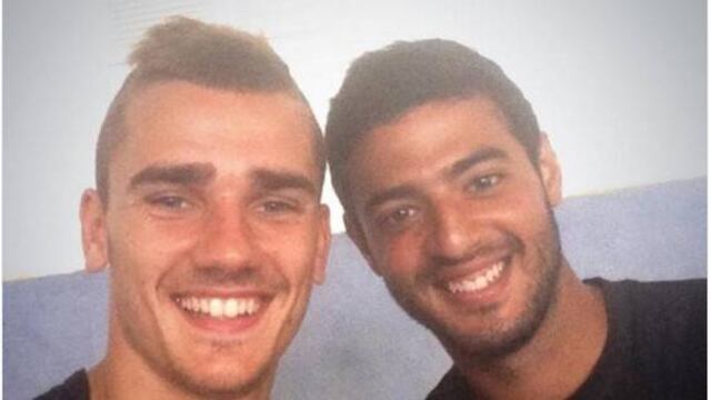 Antoine Griezmann y Carlos Vela.