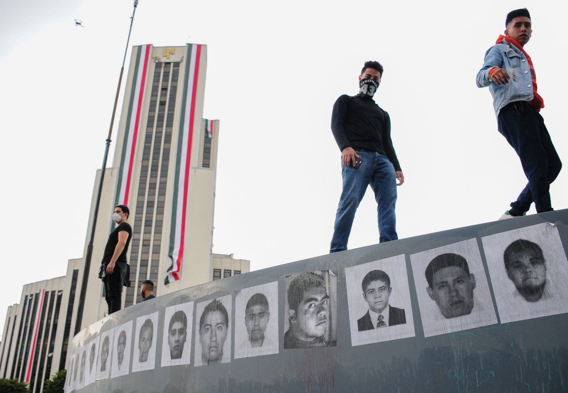 Marcha por Ayotzinapa