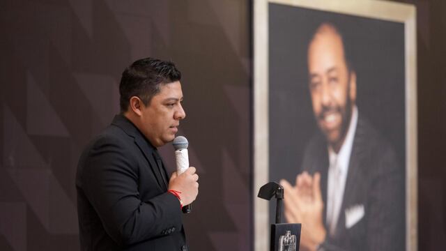 Homenaje de Ricardo Gallardo a Teófilo Torres Corzo