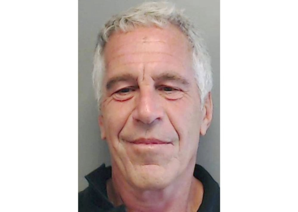 Jeffrey Epstein y las circunstancias de su suicidio, a investigación.