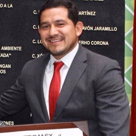 Detienen a Óscar Guzmán, exsubsecretario de Alfredo del Mazo, por presunta venta de plaza