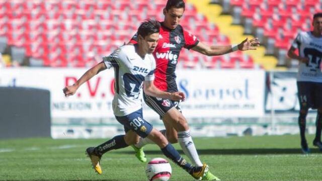Lozano con los Pumas Sub-20.