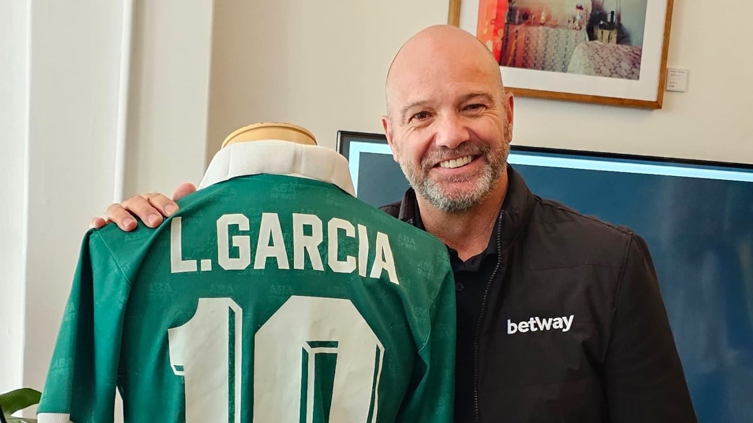 Luis García revienta a la Selección Mexicana por no convocar a Juan Pablo Vigón