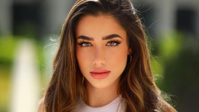 Lola Lolita, @lolalolita