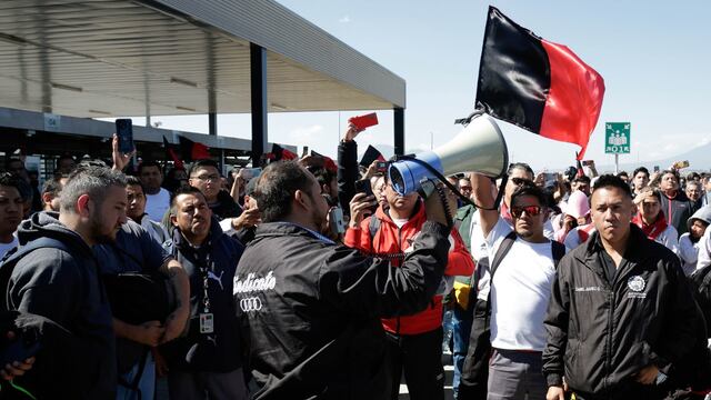 Trabajadores de la planta Audi de México