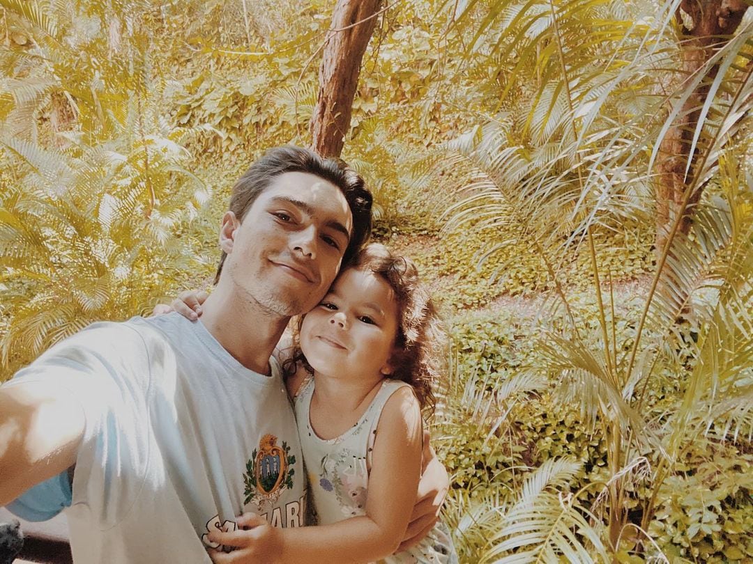 Sergio Mayer Mori y su hija Mila.
