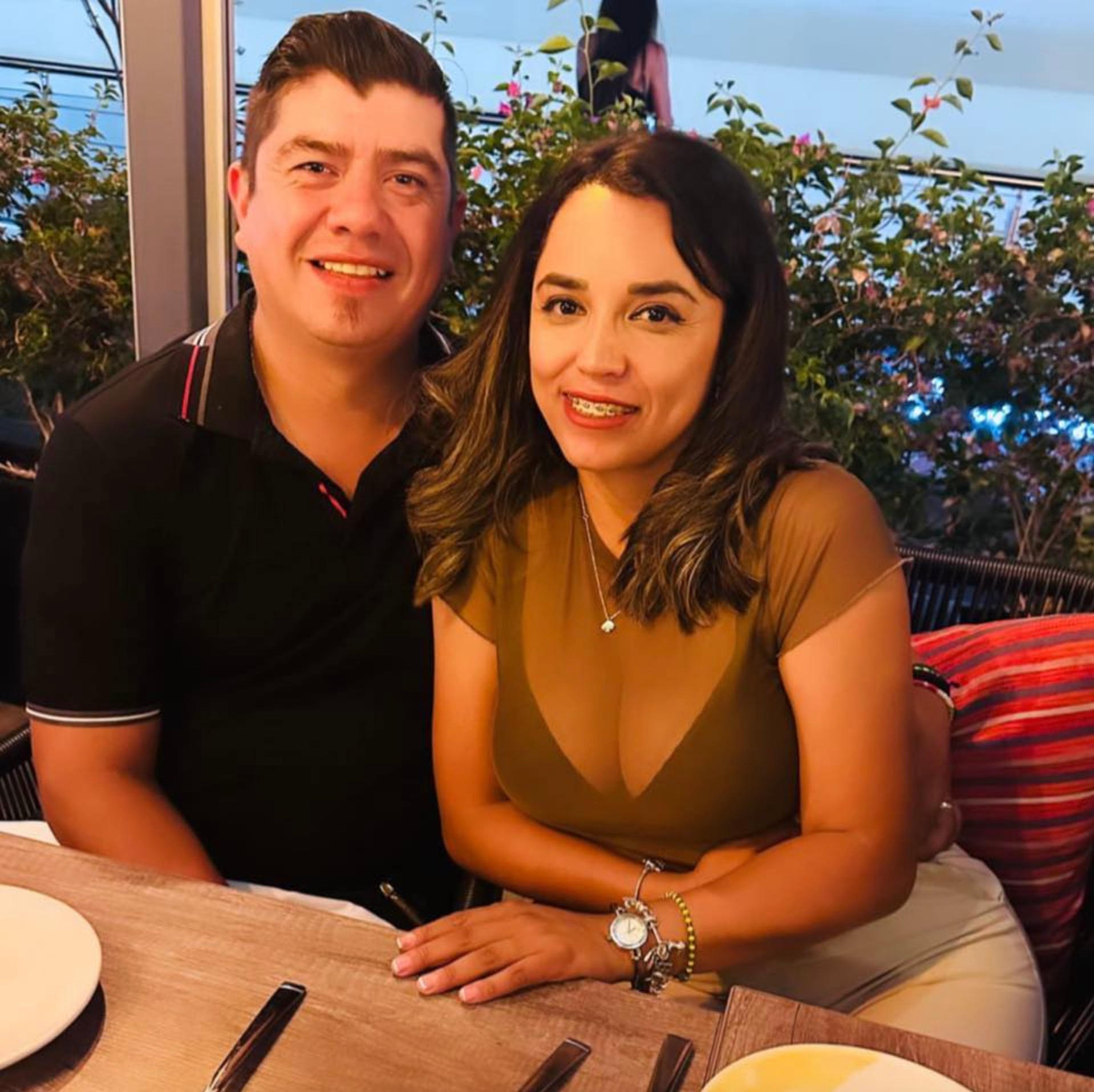 Alejandra Dueñas y su esposo Benjamín