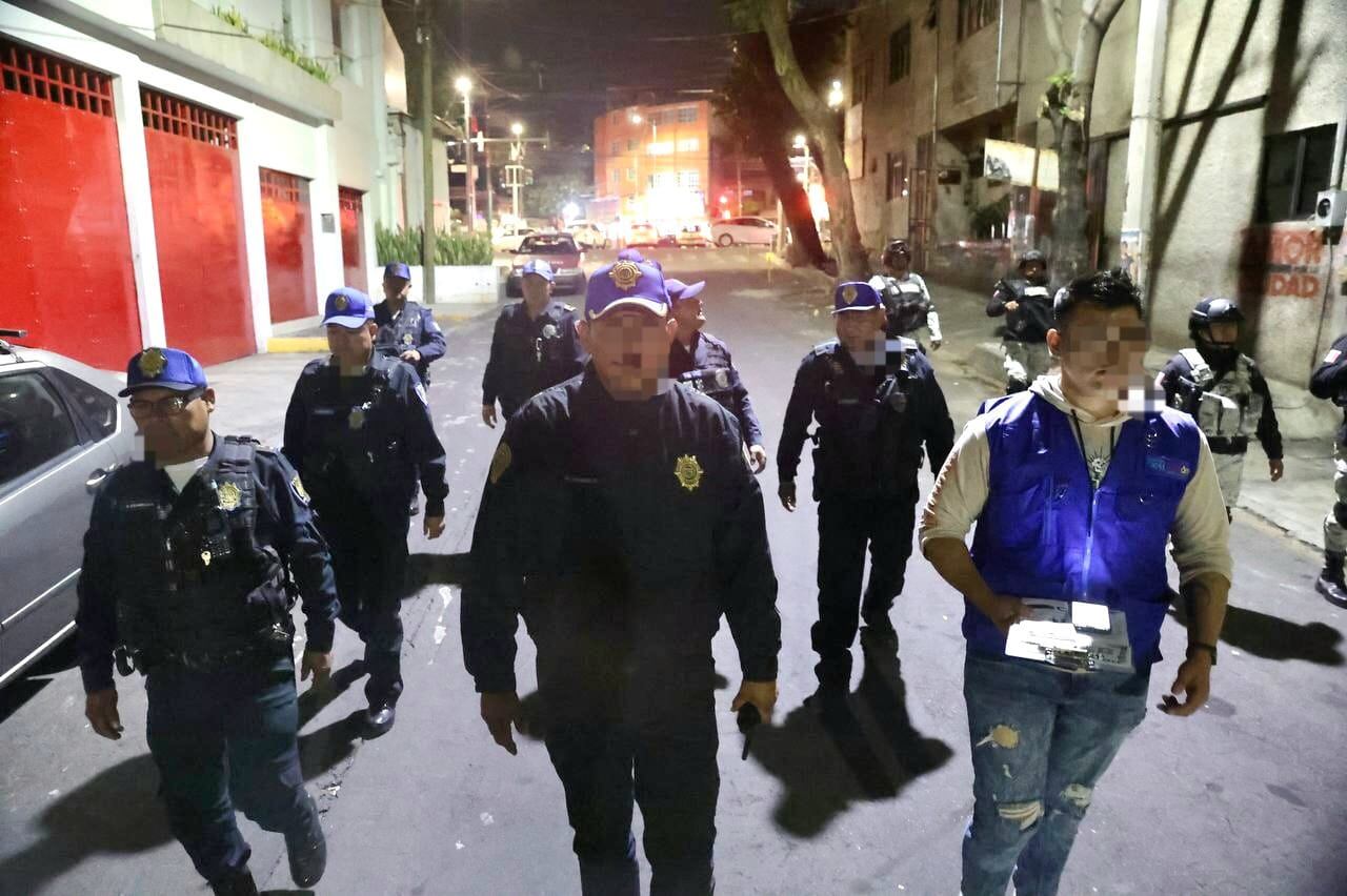 Elementos de seguridad en la alcaldía Coyoacán