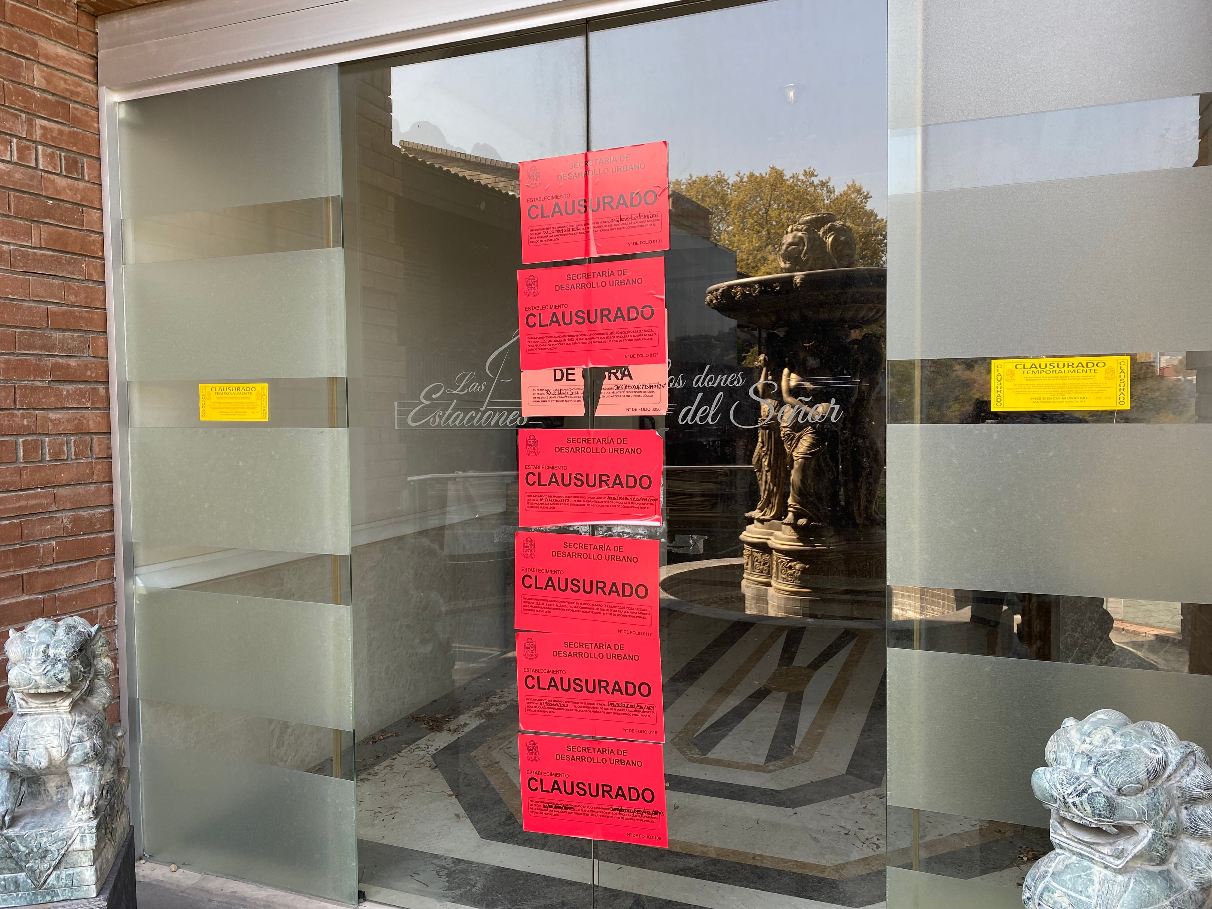 Sellos de clausura domicilio de Gustavo M. de la Garza