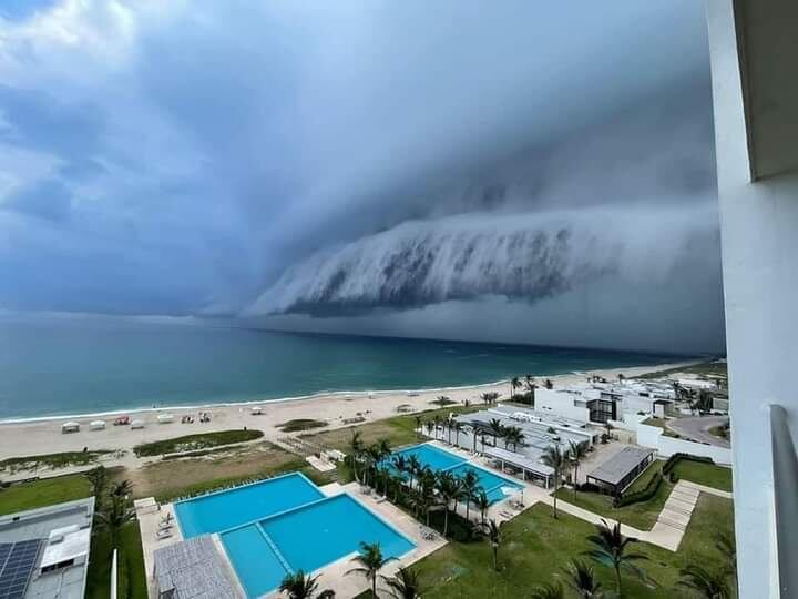 NUBES CINTURÓN EN TAMPICO
