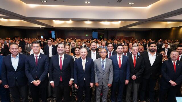 El gobernador de Sonora impulsa el desarrollo en infraestructura en el estado