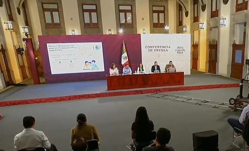En conferencia vespertina explicaron las matemáticas y sus cambios en los nuevos libros de la SEP