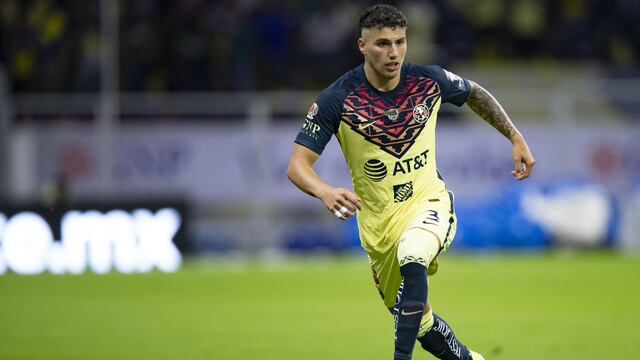 Jorge Sánchez durante el Clásico Nacional