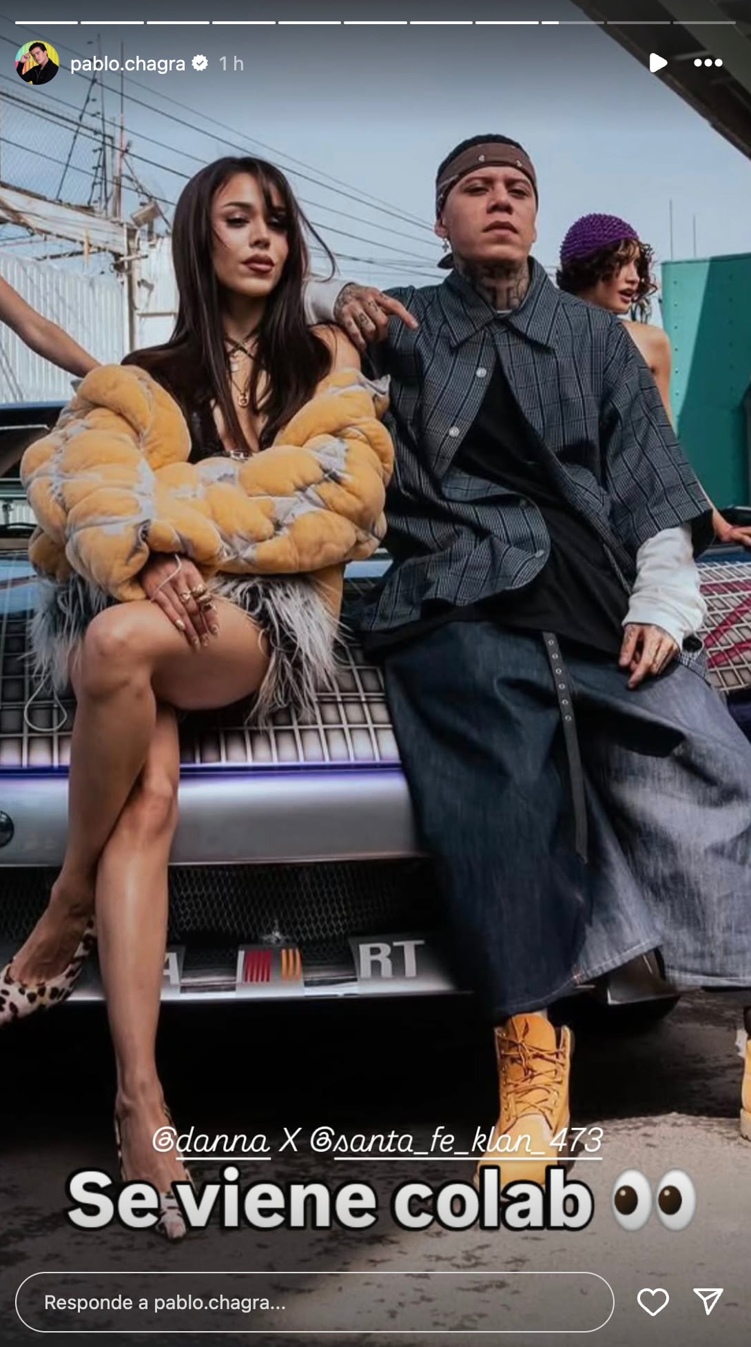 Danna Paola y Santa Fe Klan