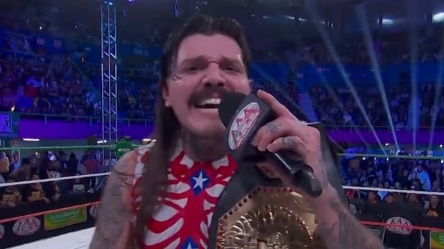 El emotivo gesto de Dominik Mysterio con niño que se disfrazó como él para ir a sus quimioterapias.