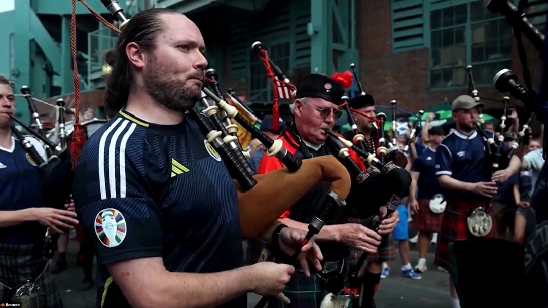 Los aficionados de Escocia habrían dejado sin cerveza a varios bares de Boston