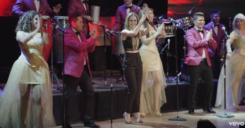 La Sonora Dinamita ft. Kika Edgar