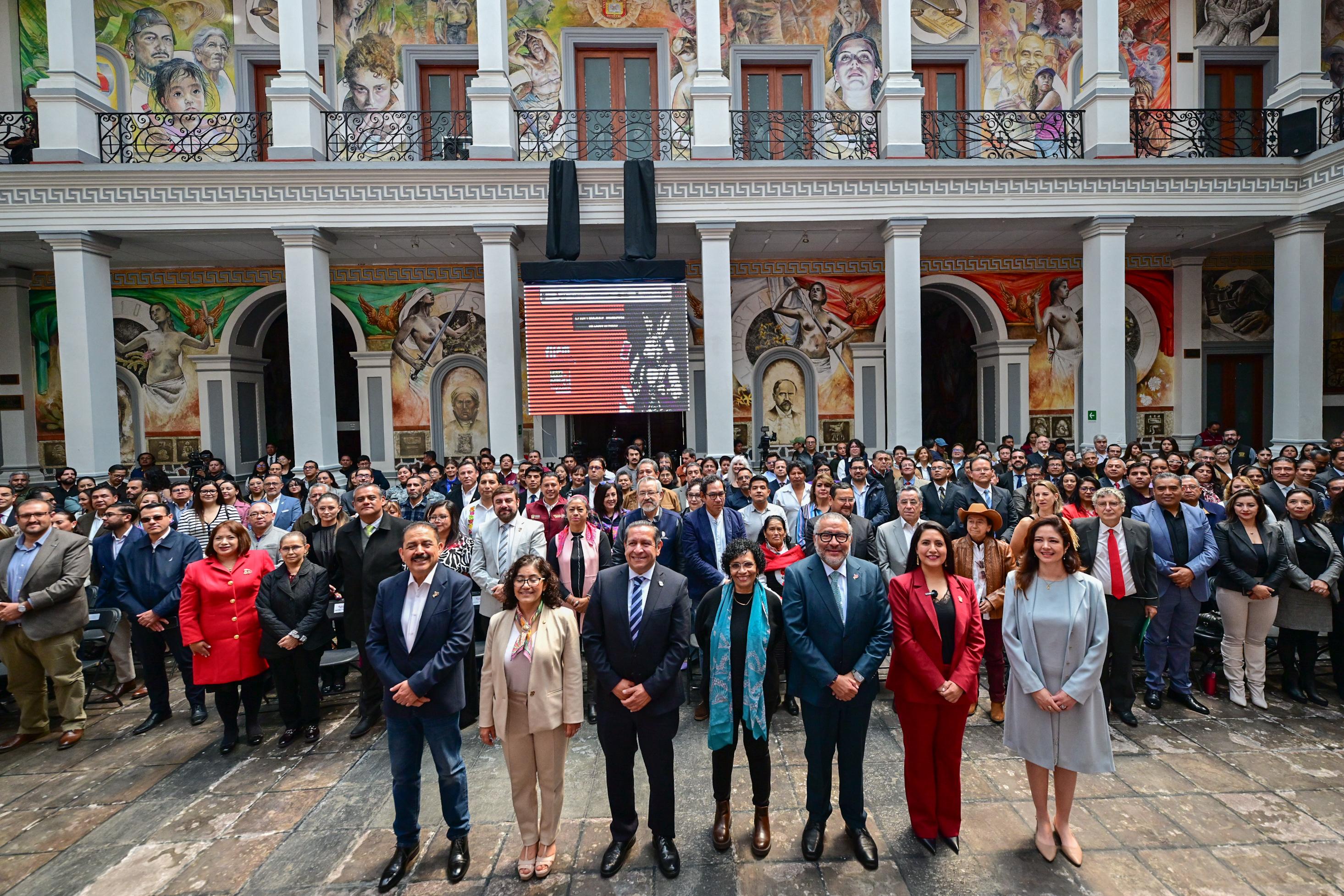 Delfina Gómez Inaugura la 11ª Edición de la FILEM 2025 en Toluca para Impulsar la Cultura y Lectura