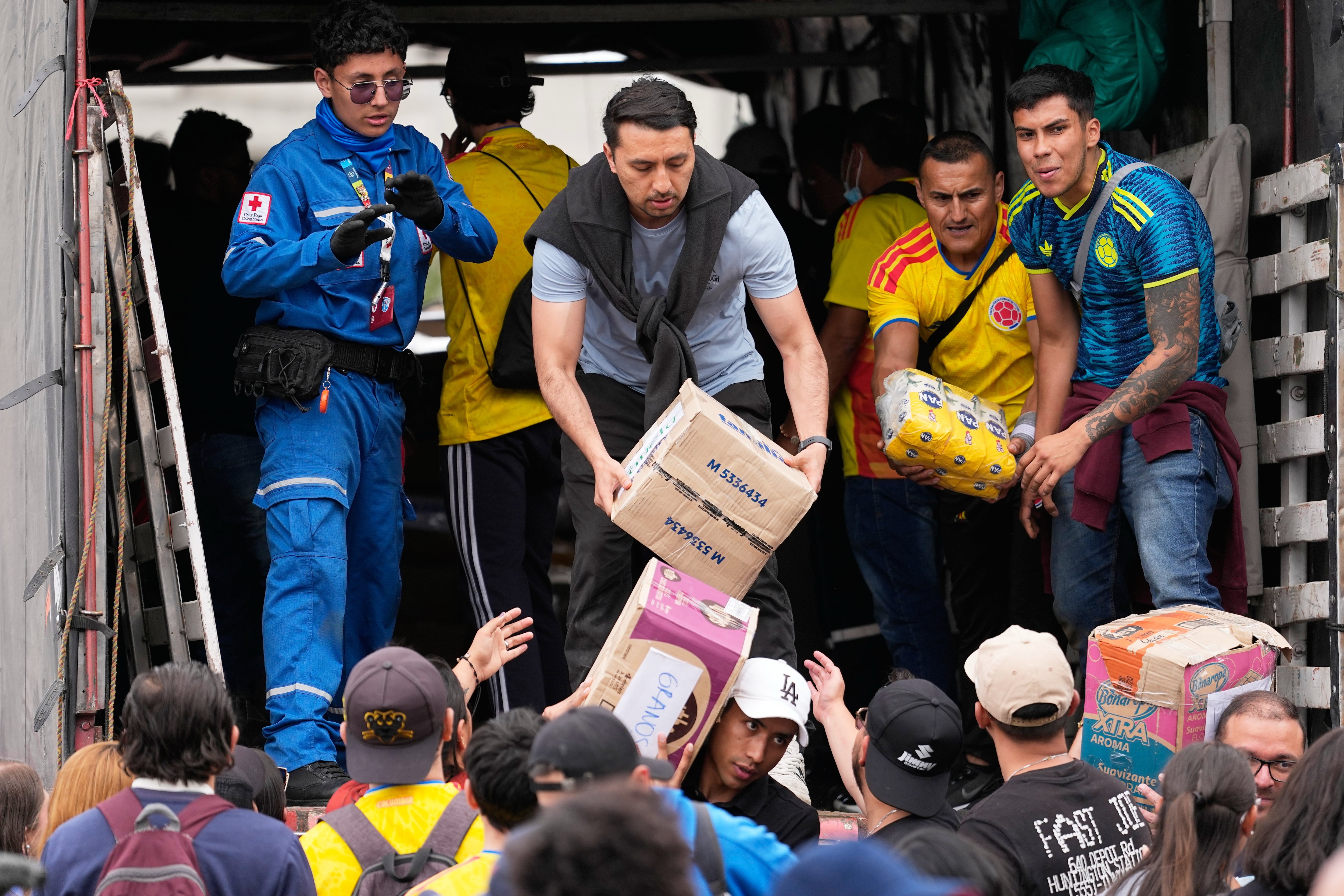 Estados Unidos suma otros 11 millones de dólares en ayuda a Colombia tras terremoto