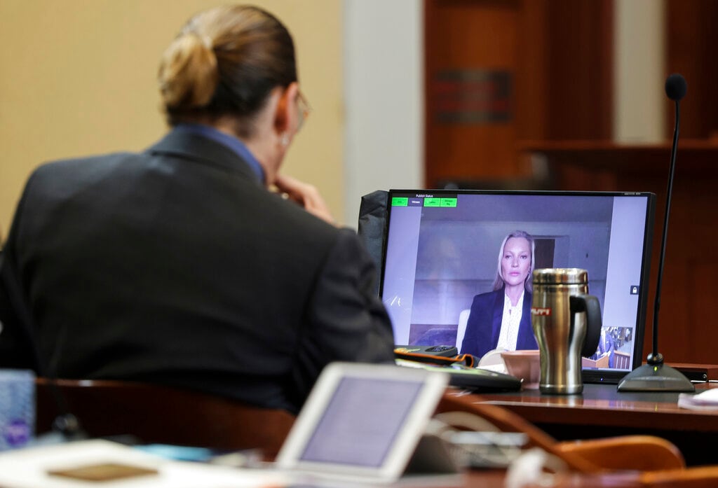 Kate Moss testifica a favor de Johnny Depp