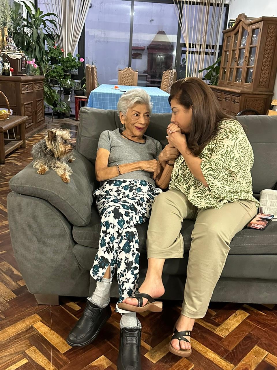 Clara Brugada y su mamá