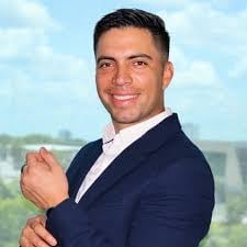 César Vega, asesor financiero que se quejó de la app de BBVA