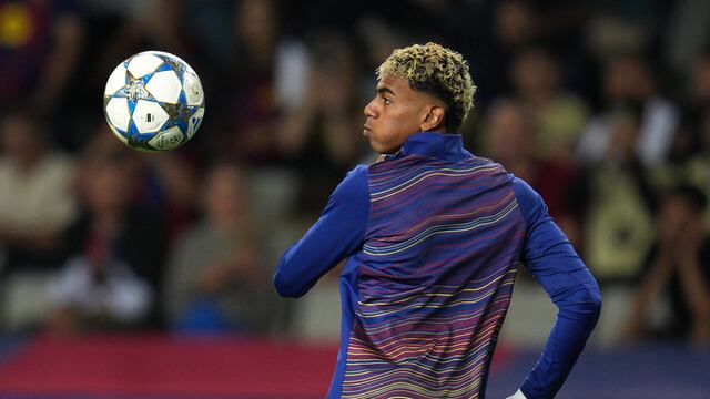 Lamine Yamal previo al FC Barcelona vs PSG en la Champions League.