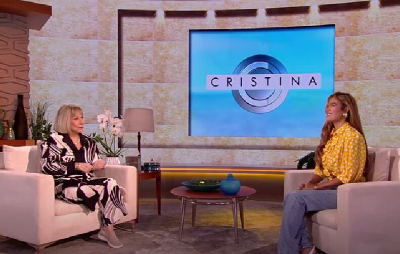Karol G en el show de Cristina Saralegui